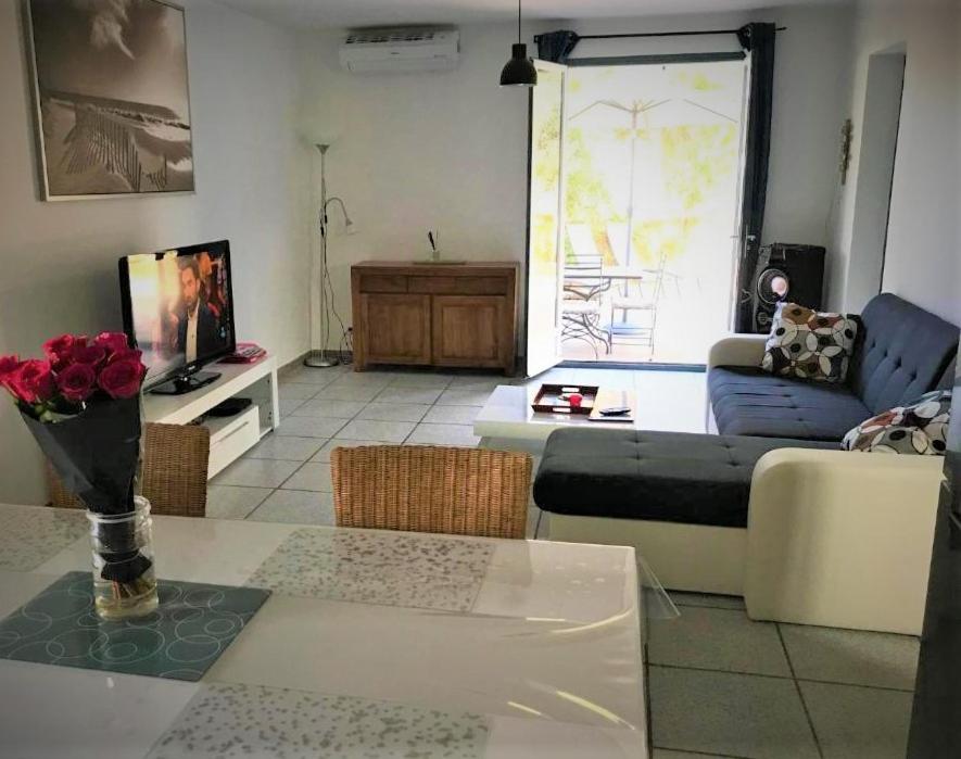 דירות פרונטיניאן La Largatera מראה חיצוני תמונה